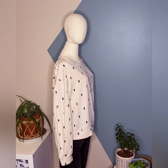Z Supply Lightning Bolt Sweatshirt Medium White Leopard Accent Relaxed Fit - Picture 5 of 10